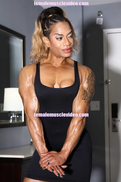 Join Female Muscle Video Now!