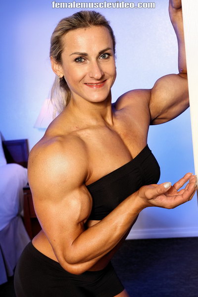 Join Female Muscle Video Now!